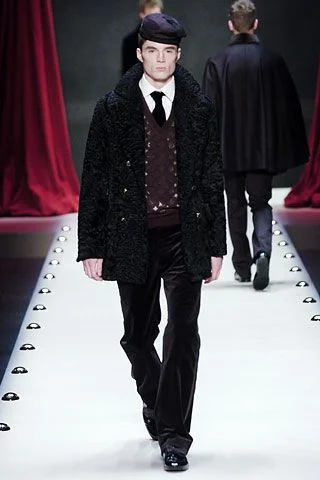 Look 32